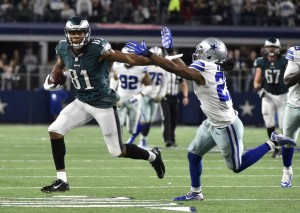 Eagles wide receiver Jordan Matthews on his way to the endzone for the winning score. (courtesy AP/Photo Michael Ainsworth)