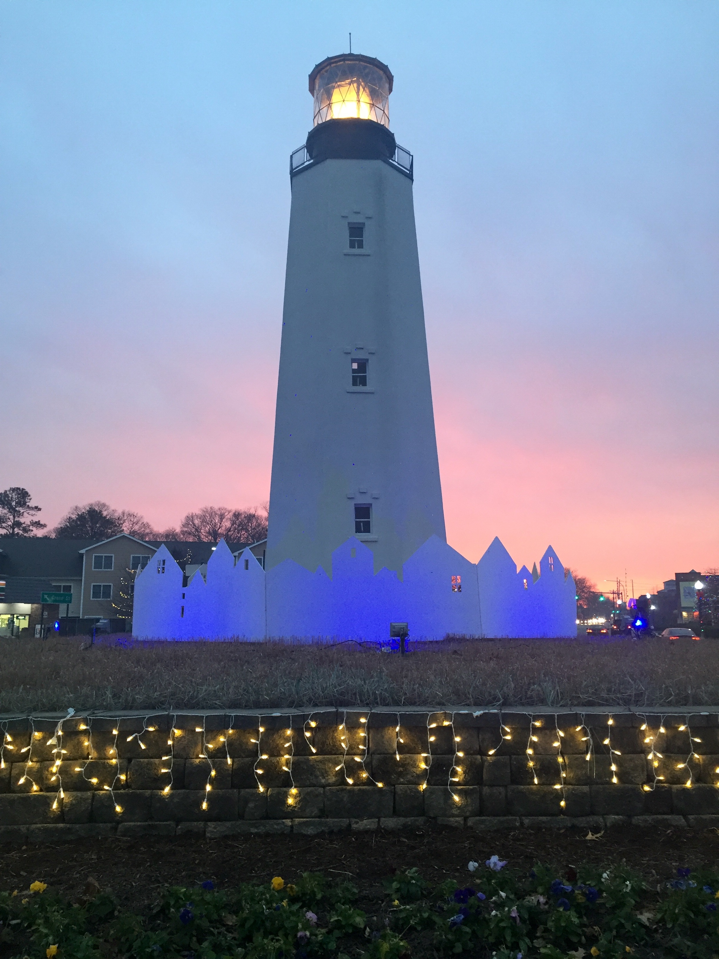 Heidi Lowe Gallery Creates Artwork for Rehoboth Beach Circle DelmarvaLife