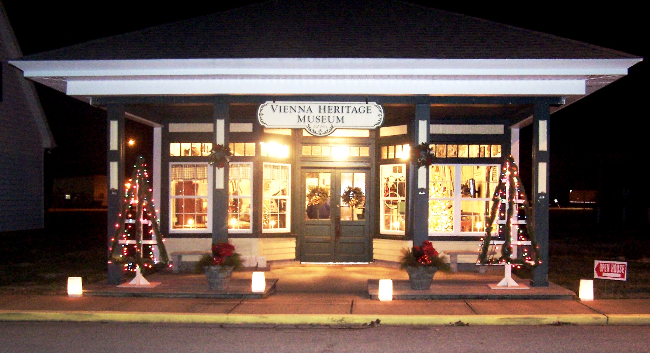 VIENNA LUMINARIA NIGHT DelmarvaLife