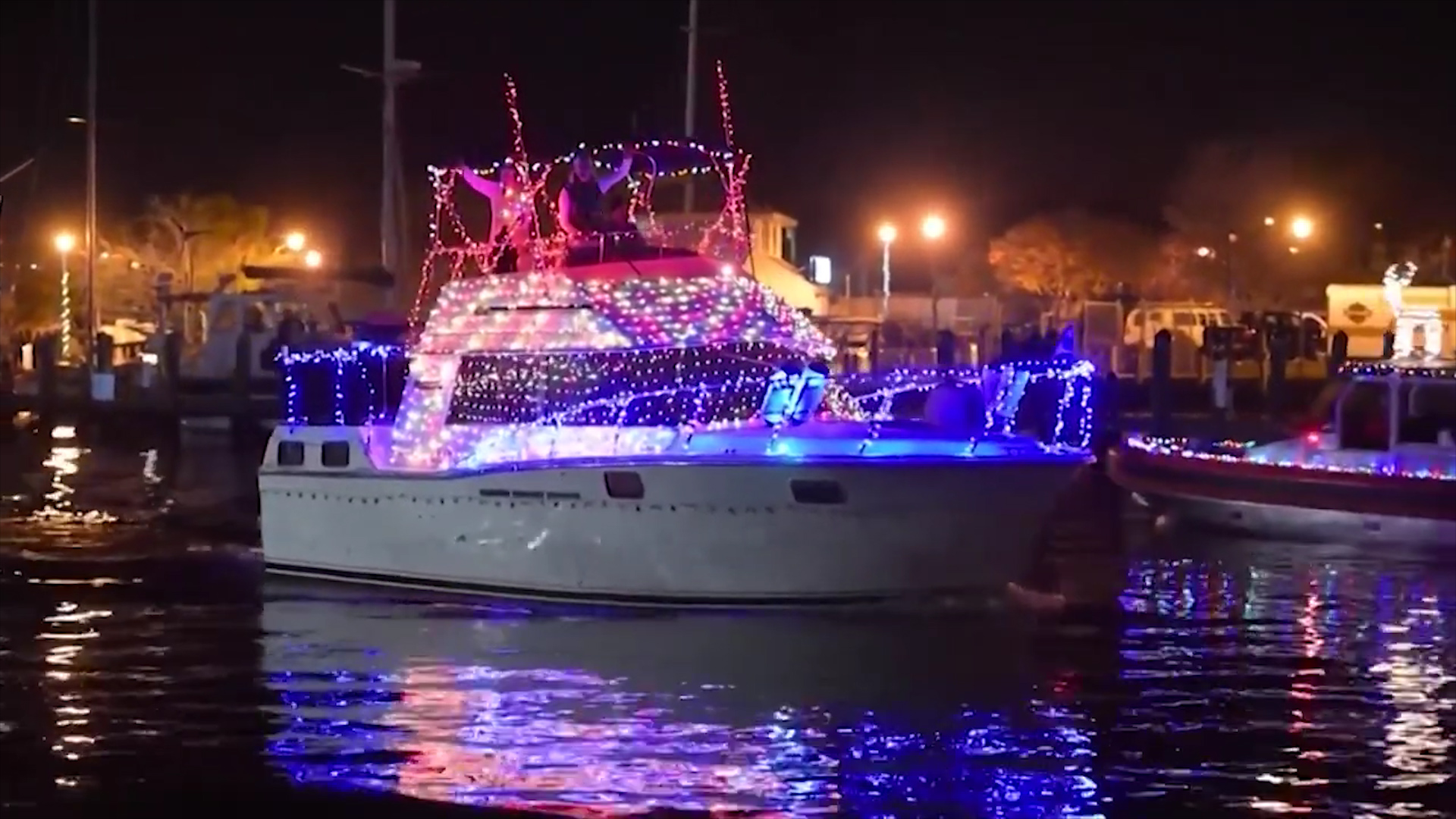 Salisbury Christmas Boat Parade 2022 We Talk To Ashley Clevenger About The Upcoming Hope Floats Boat Parade –  Delmarvalife