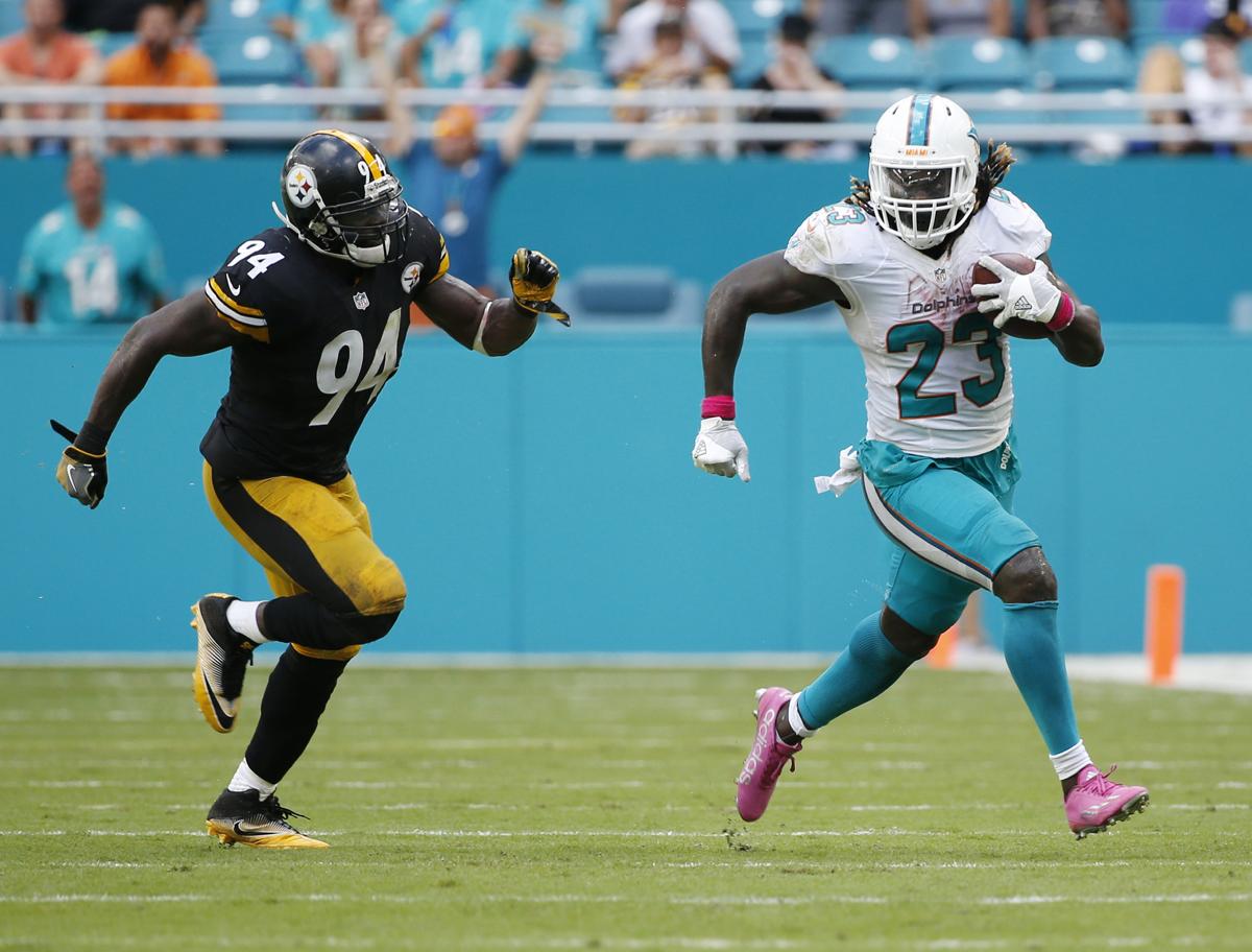 Eagles Make Move For Playoff Run
