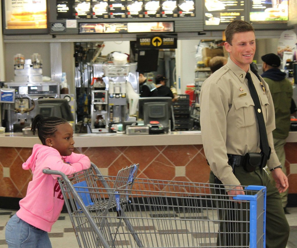 Officer Holloway and his shopping buddy (Courtesy: Maryland Natural Resources Police)